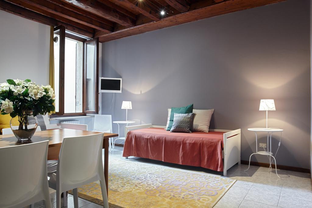 L'Ospite Appartamenti Verona Dış mekan fotoğraf